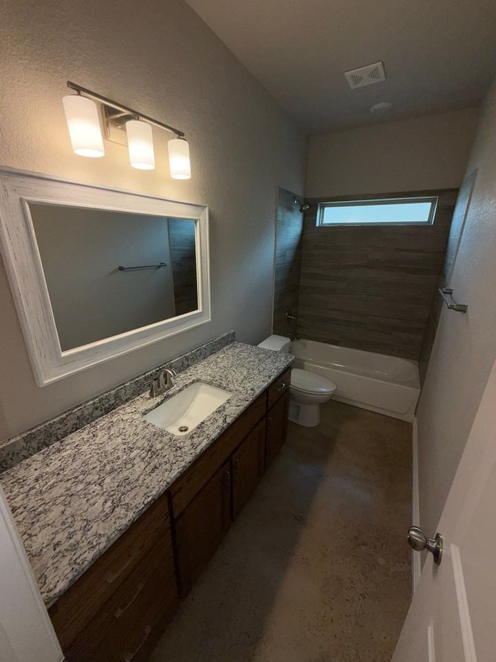 5718 Graceful Lane - Photo 4 of 11