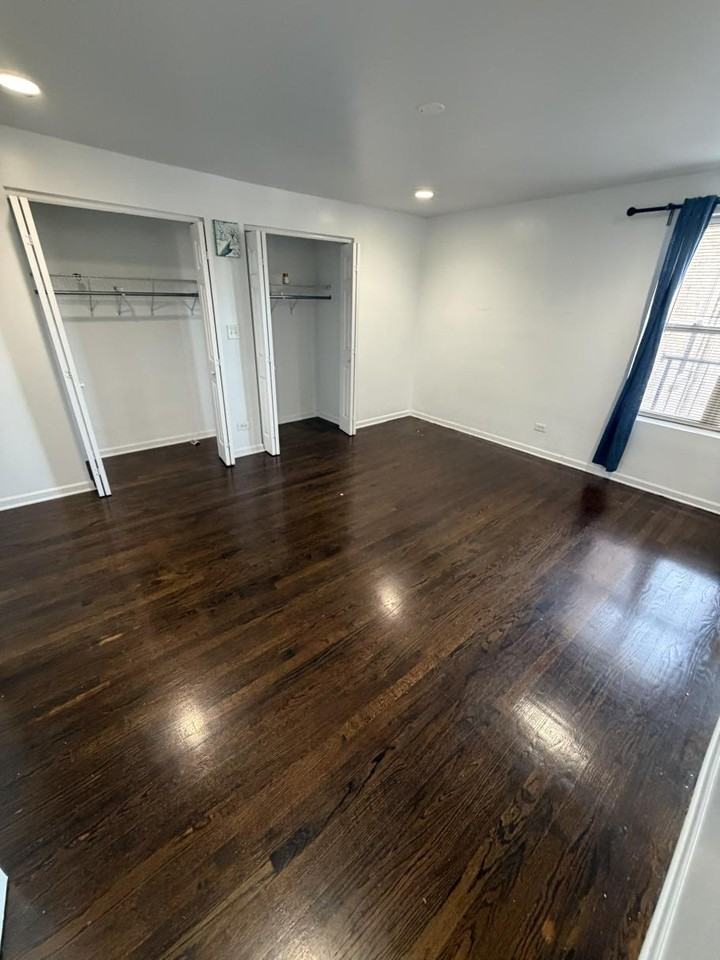 2538 W Fitch Ave #3 - Photo 3 of 6