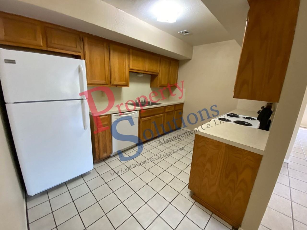 607 Rolling Hills Dr #E - Photo 5 of 21