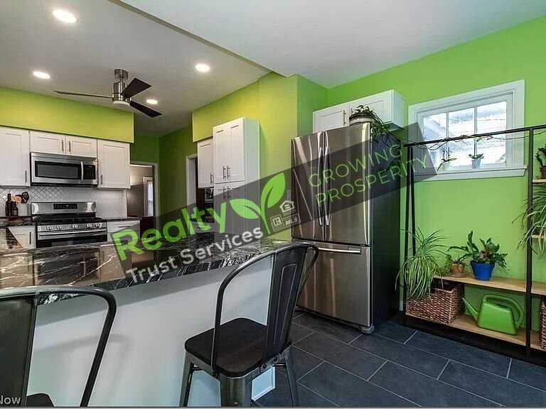 17401 Oxford Ave - Photo 7 of 28