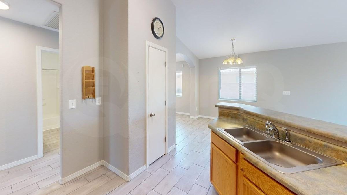 9462 N Scarlet Tanager Ln - Photo 5 of 28