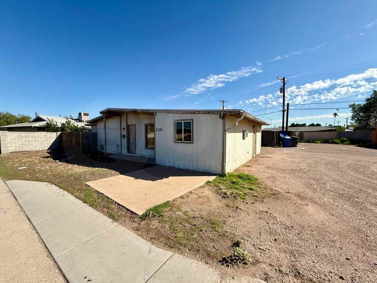 309 N Dobson Rd - Photo 2 of 22