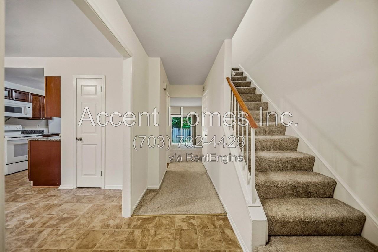 7915 Birchtree Ct - Photo 2 of 34