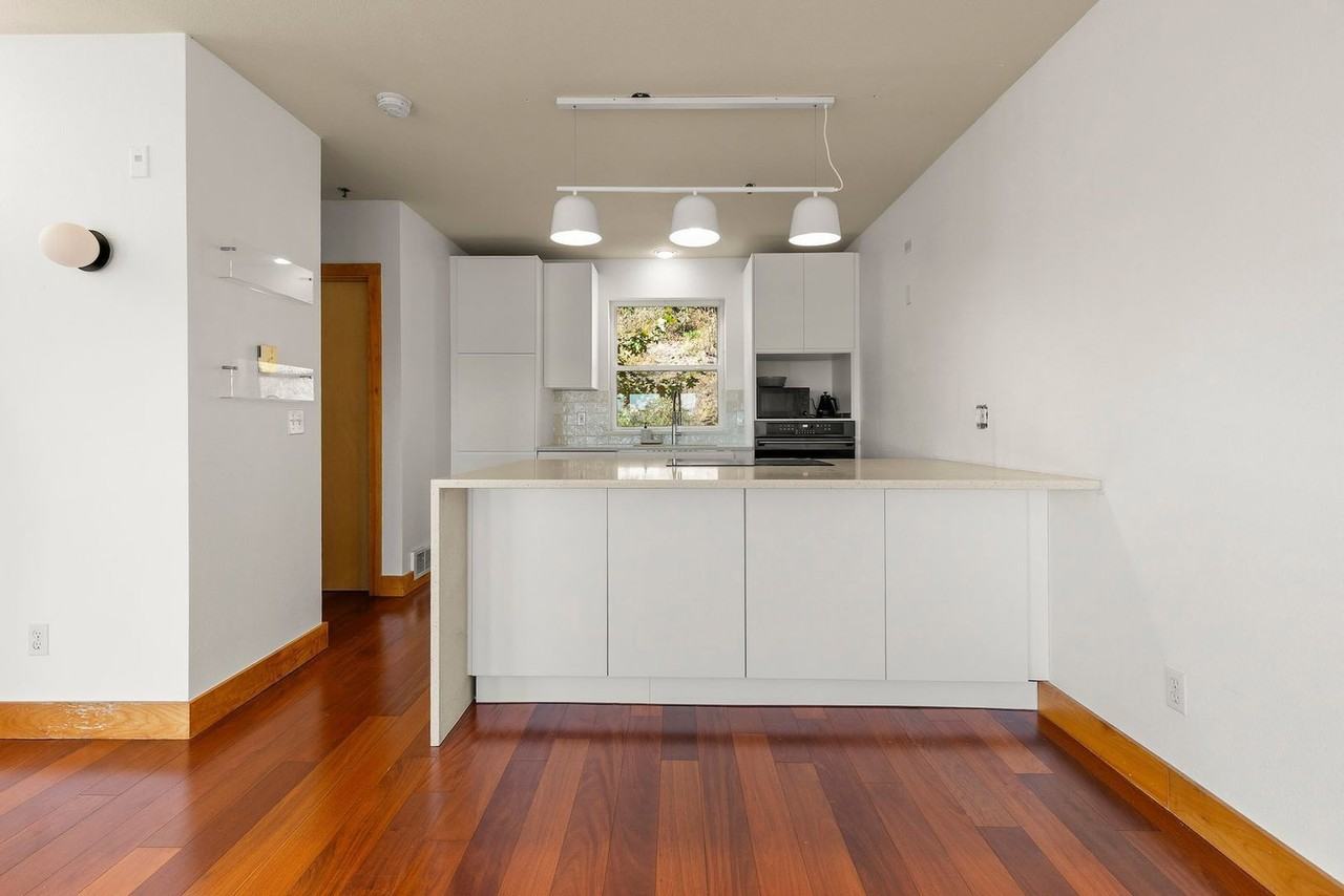 335 Nw Uptown Ter #3A - Photo 5 of 21