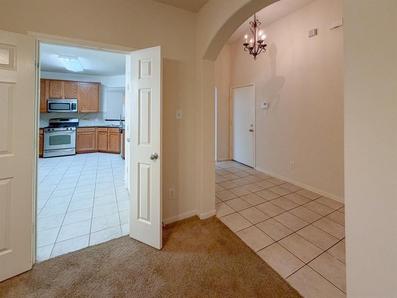 11334 Sandstone Canyon Dr - Photo 3 of 22