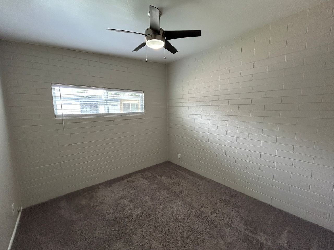 904 S Mariana St #A - Photo 5 of 9