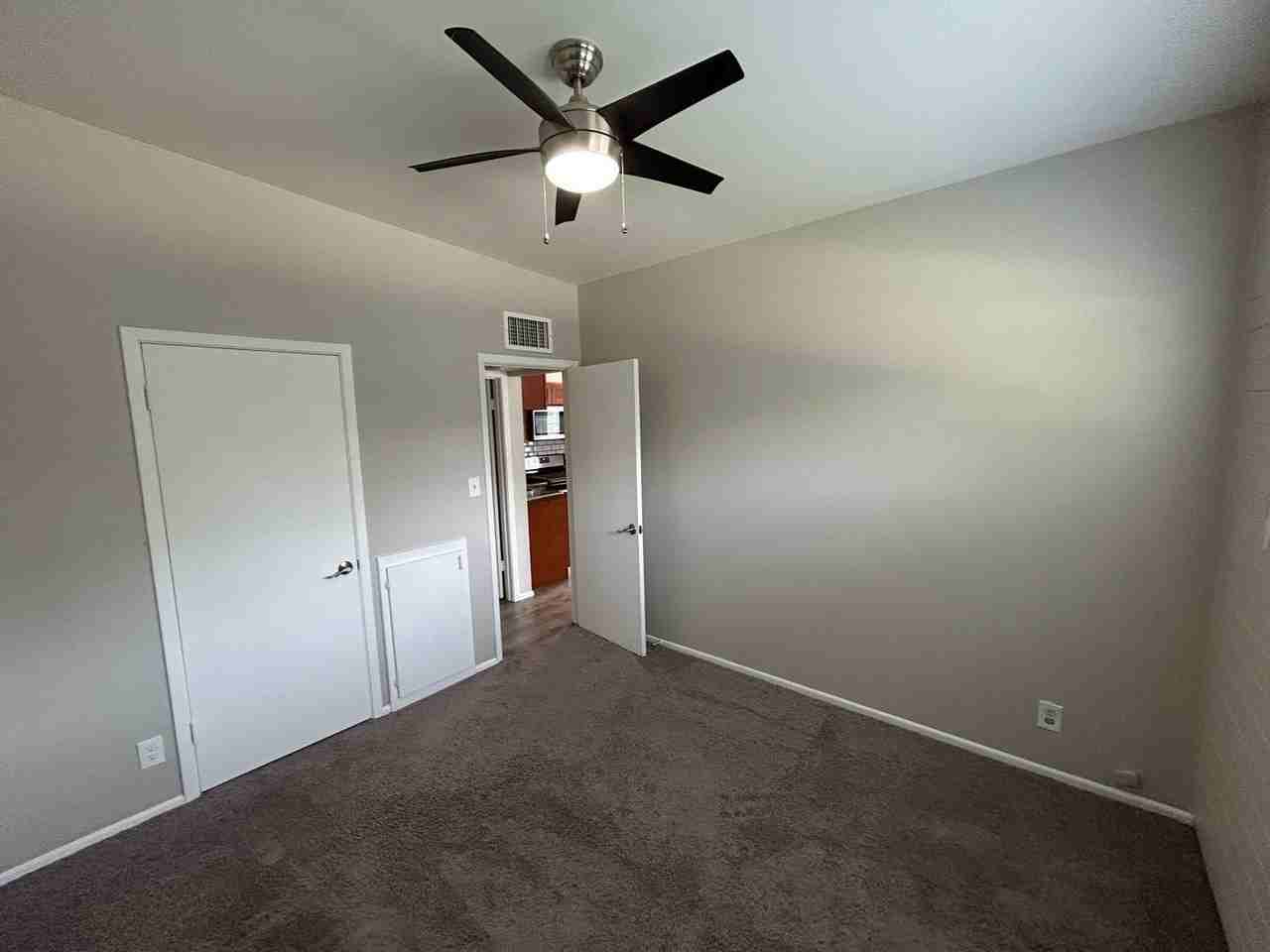 904 S Mariana St #A - Photo 6 of 9