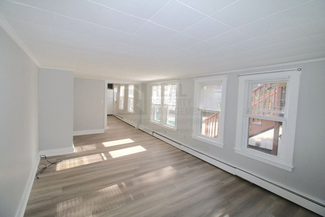 3 Chestnut St #3C - Photo 6 of 18