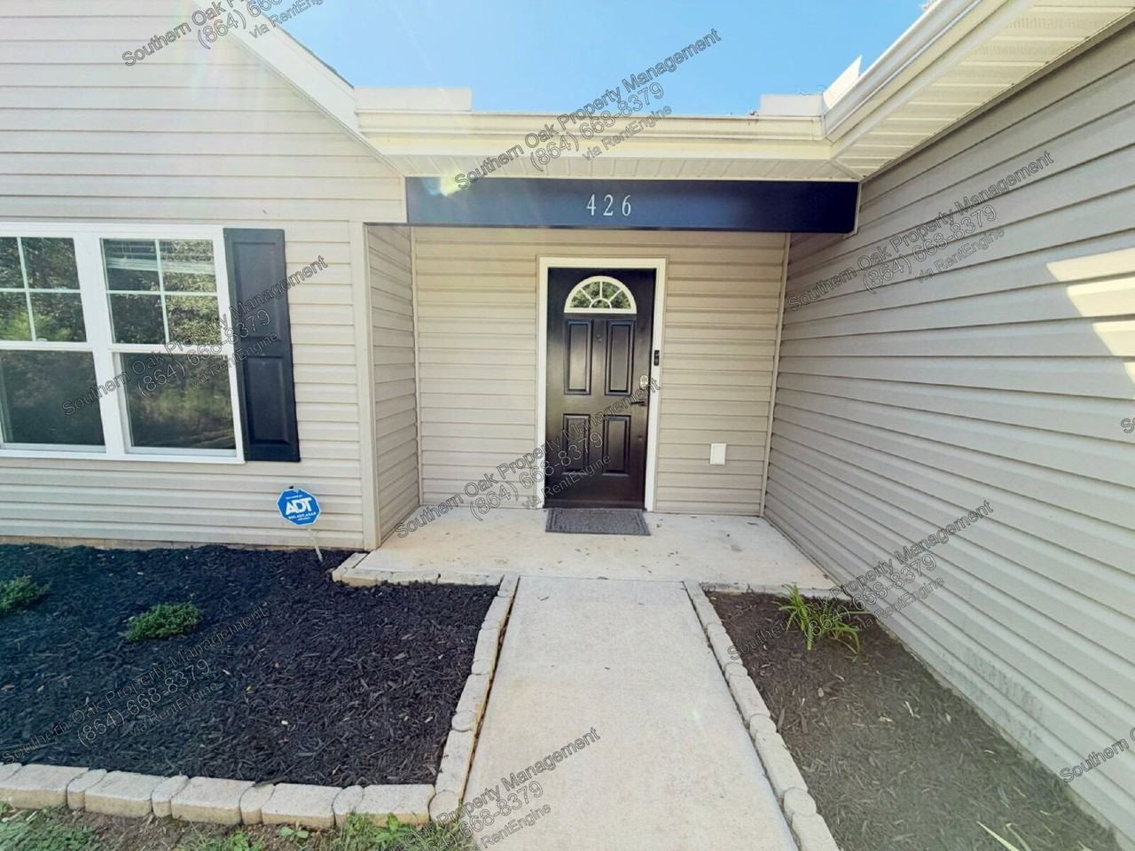 426 Cottage Grove Ln - Photo 3 of 17