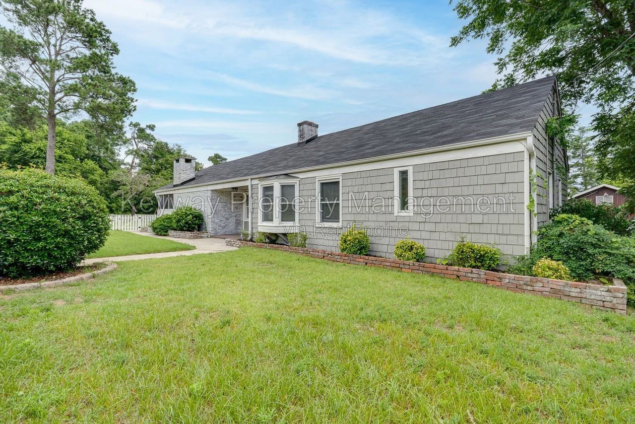 322 Jackson Ave - Photo 6 of 35
