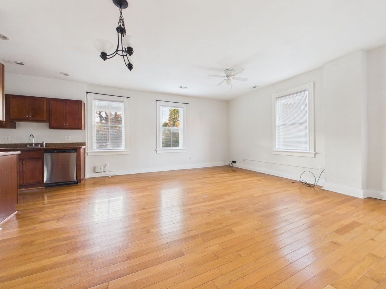 604 N Belmont Ave #A - Photo 3 of 19