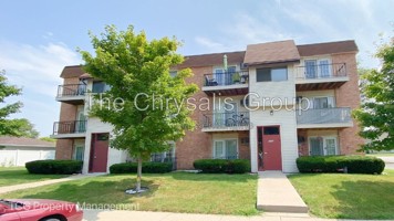 featured image of 2404 Marquette Rd #6