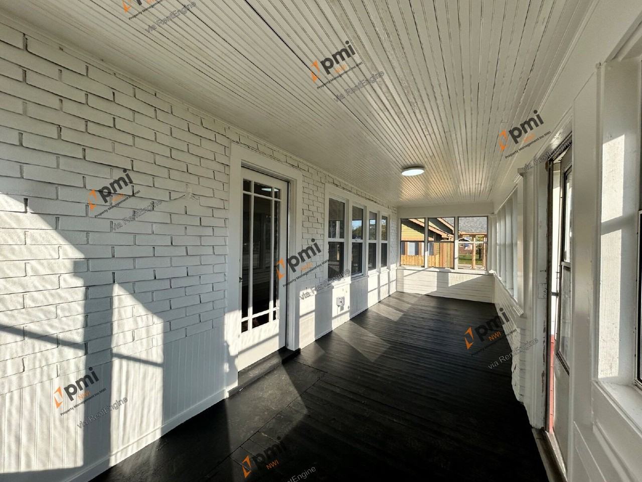 7040 Broadway - Photo 3 of 24