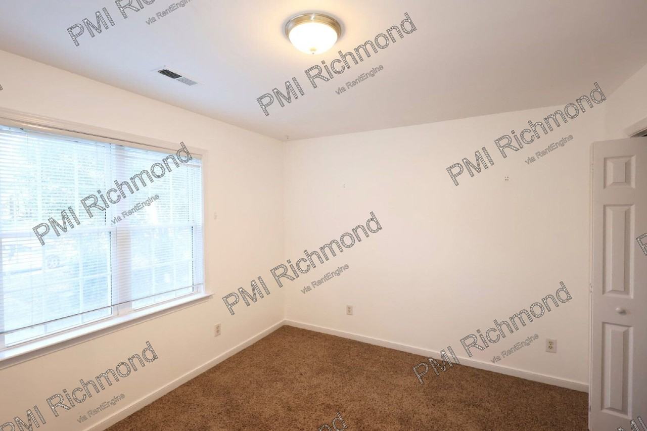 8703 Corcoran Ct - Photo 7 of 17