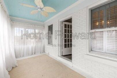 1056 Fontaine Rd - Photo 6 of 26