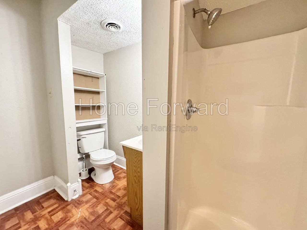 112 Hagerman Ct - Photo 7 of 19
