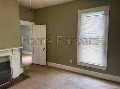 361 S Broadway Park #3 - Photo 2 of 8