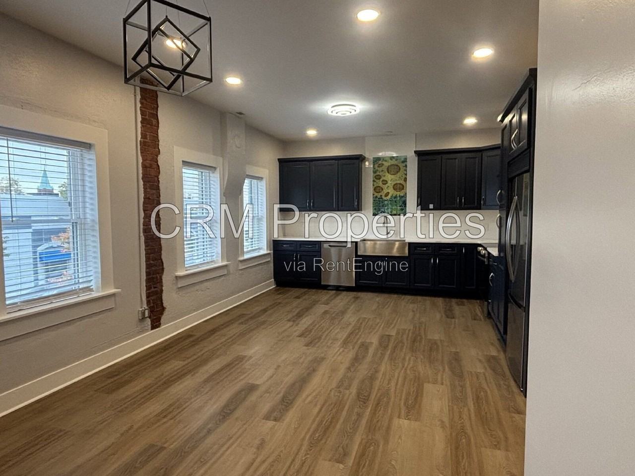 112 S Buckeye St - Photo 5 of 16