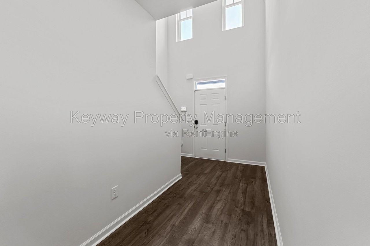 1413 Deer Hollow Run - Photo 4 of 31