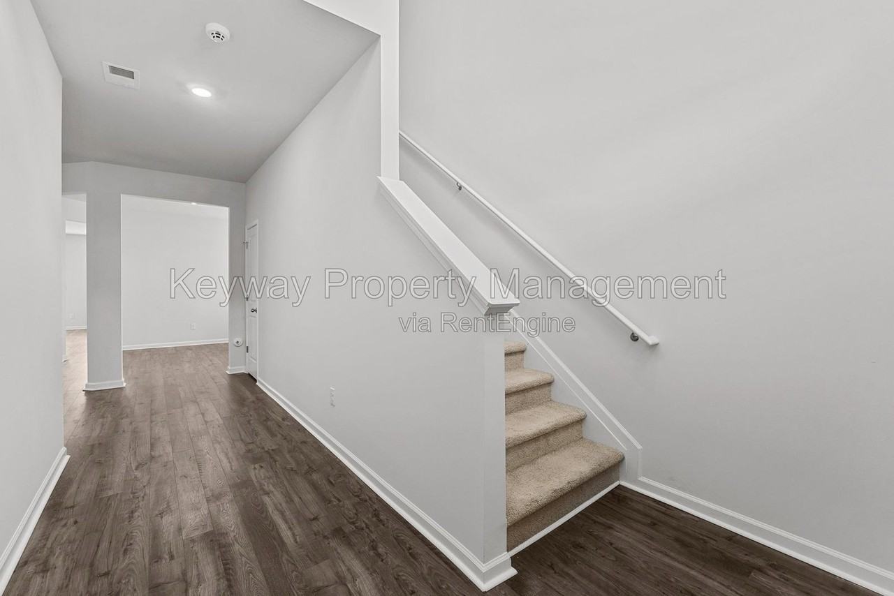 1413 Deer Hollow Run - Photo 5 of 31