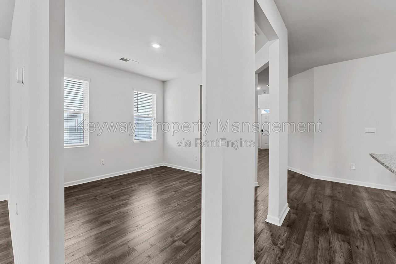 1413 Deer Hollow Run - Photo 6 of 31