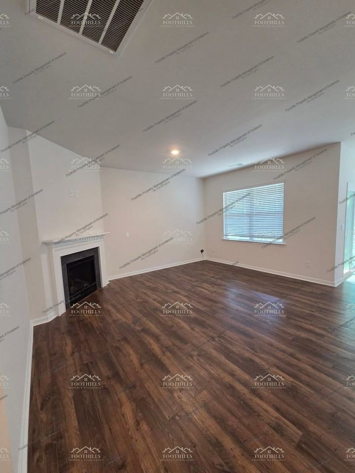 317 Glass Rd - Photo 2 of 21