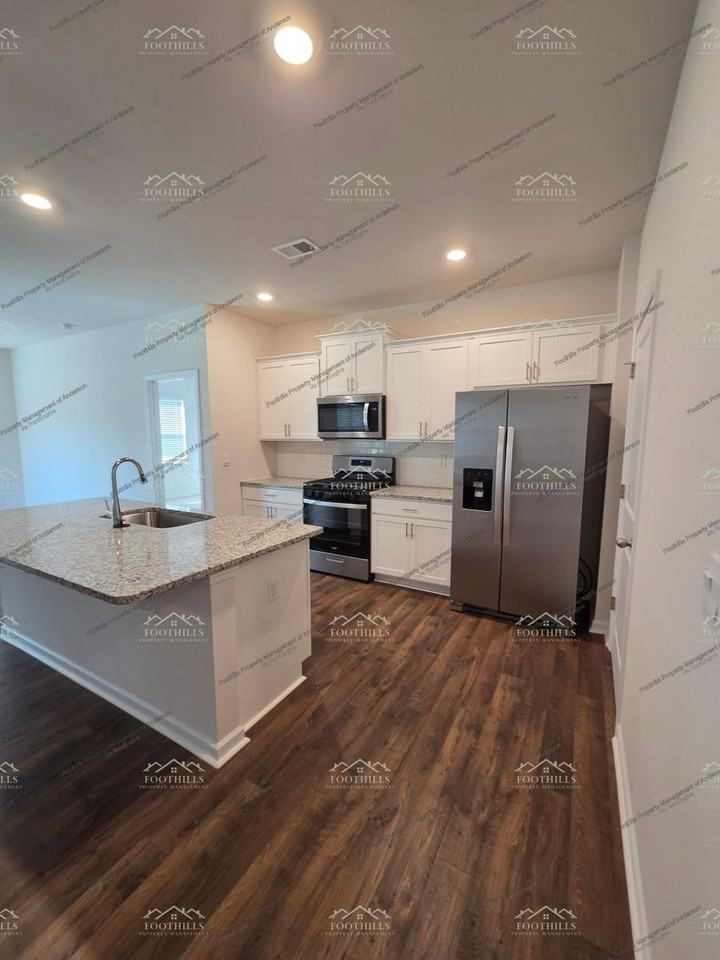 317 Glass Rd - Photo 6 of 21