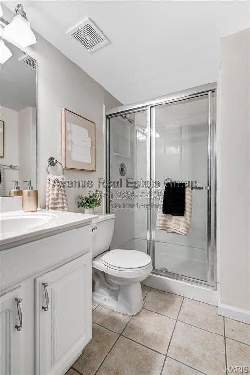 425 S Geyer Rd #H - Photo 7 of 17