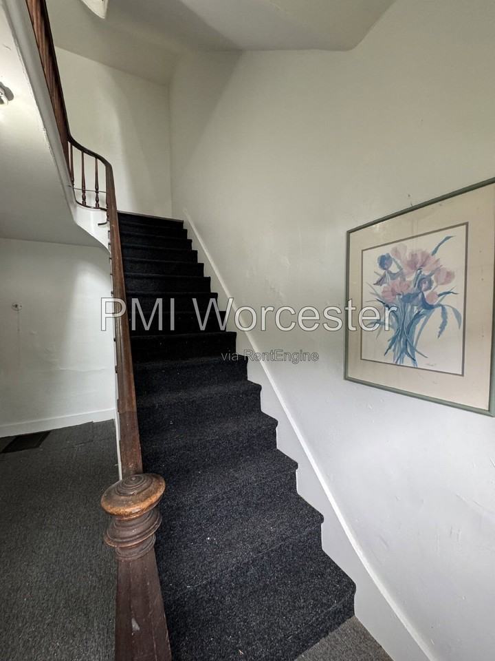15 Goulding St #2 - Photo 3 of 17
