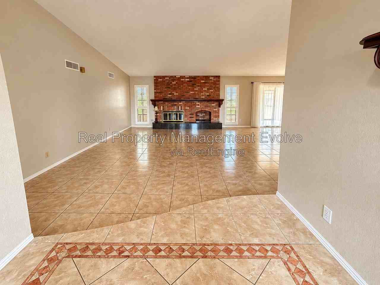 12416 N 66th Dr - Photo 2 of 27