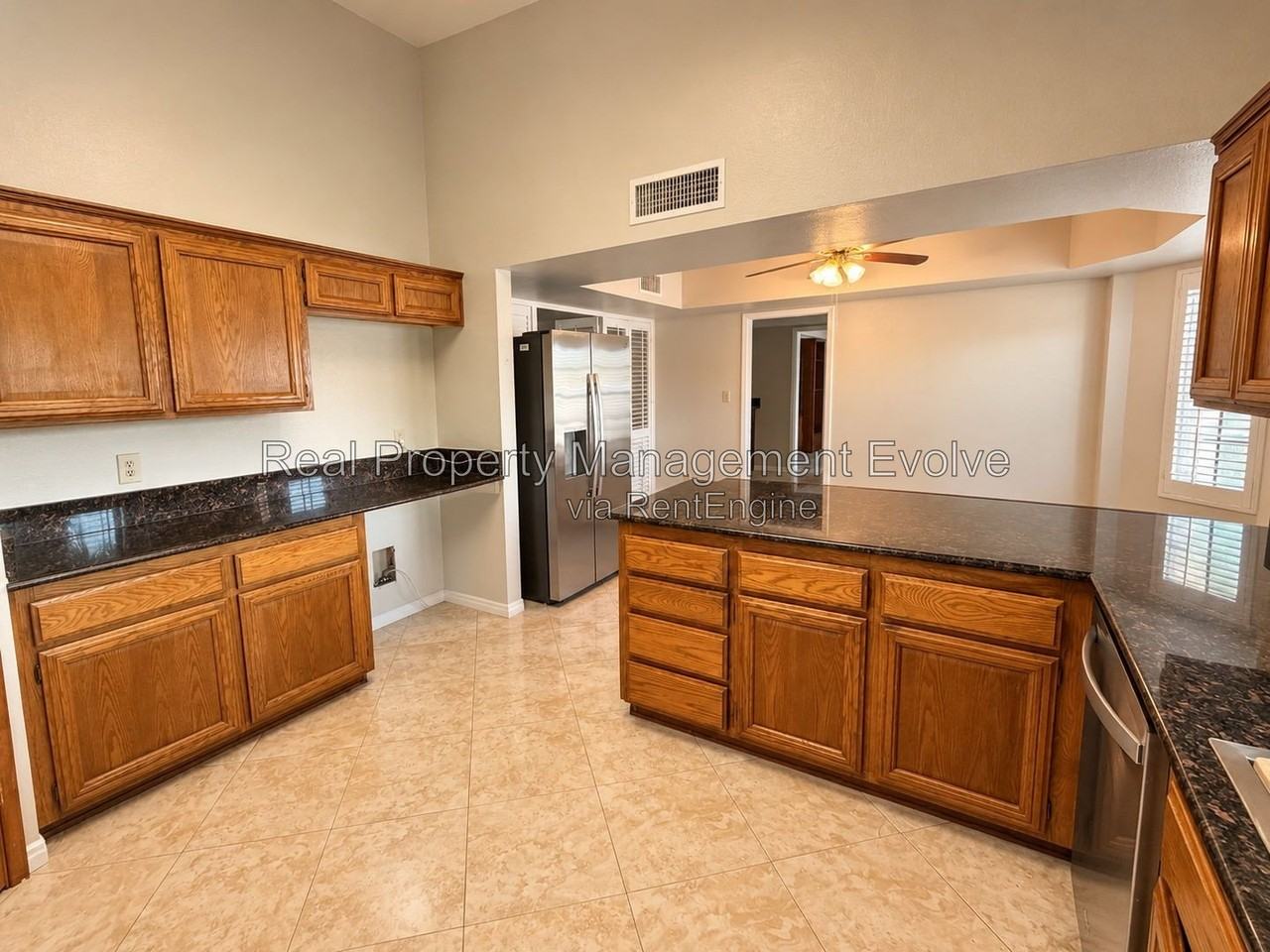 12416 N 66th Dr - Photo 5 of 27