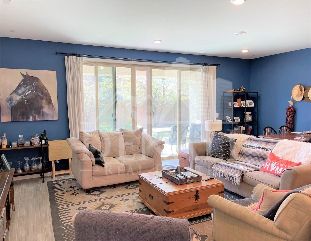 4023 W Ross Ave - Photo 3 of 19