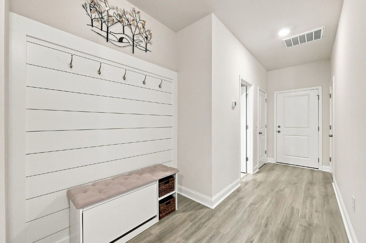 622 Gateway Crossing Ln - Photo 5 of 29
