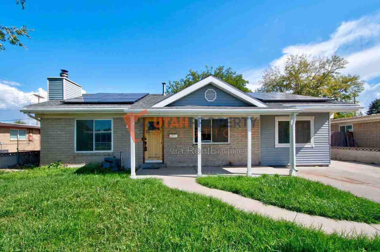 3121 S 4355 W - Photo 2 of 19