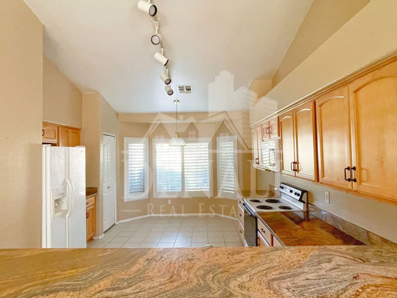 810 N Granada Dr - Photo 6 of 22