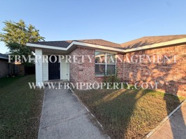 featured image of 2111 Natchez Dr