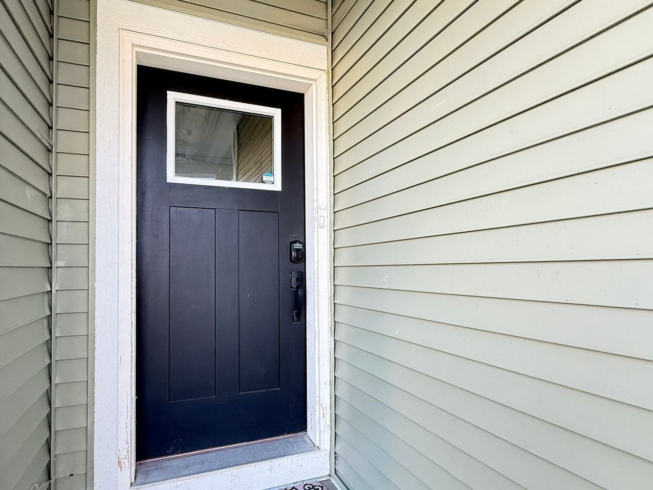 11385 Crestbury Cir - Photo 3 of 28
