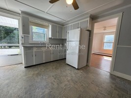 featured image of 5 Williams St #4