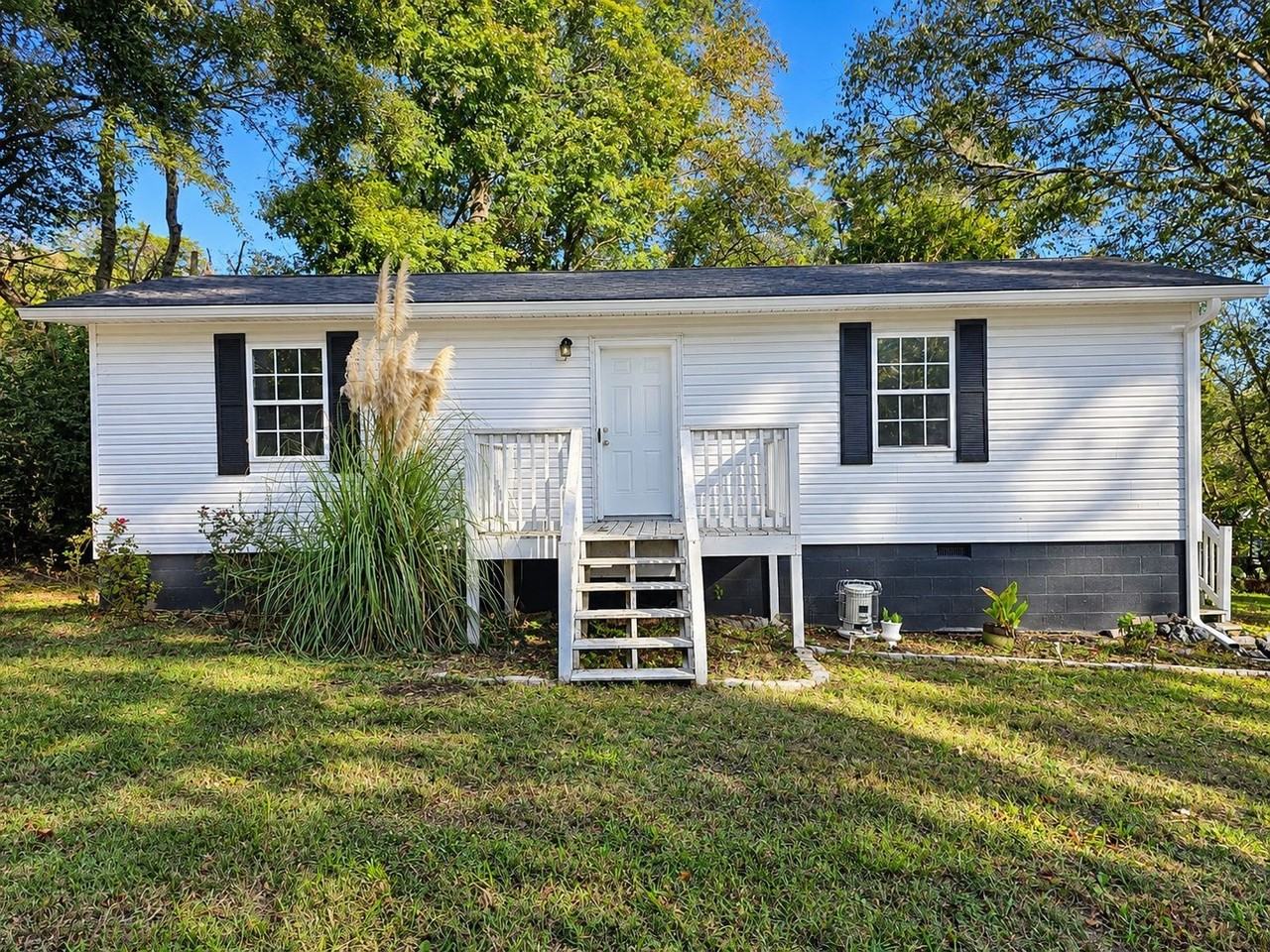 206 Rogers Rd