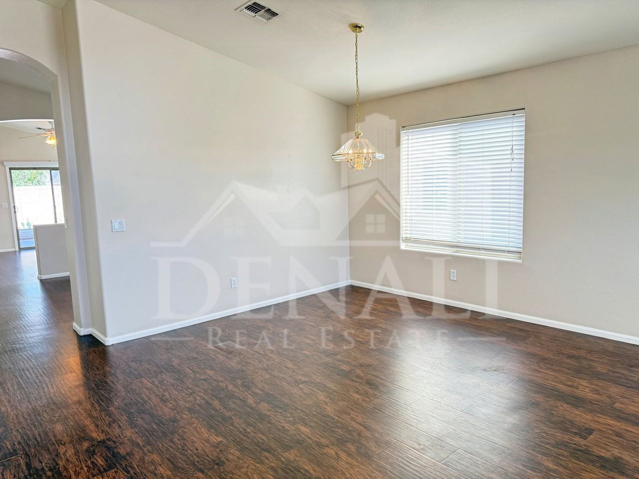 2755 S 160th Ln - Photo 2 of 23