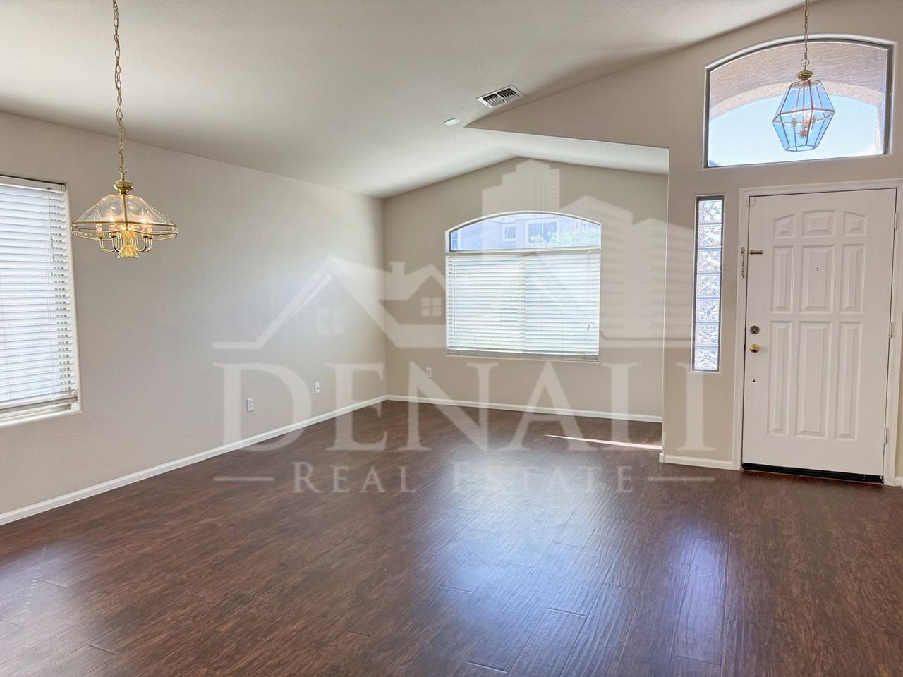 2755 S 160th Ln - Photo 5 of 23