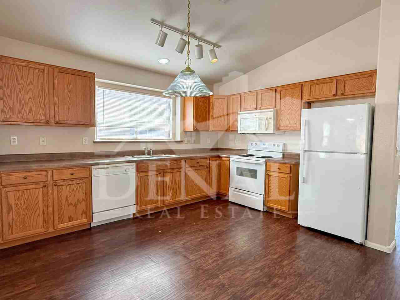 2755 S 160th Ln - Photo 7 of 23