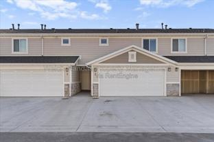 1177 W Shady Brook Ln #5 - Photo 1 of 1