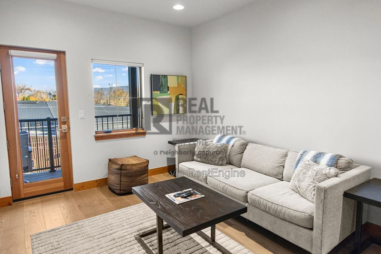 325 Central Ave #301 - Photo 3 of 30