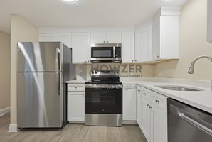 featured image of 687 Washington St #3