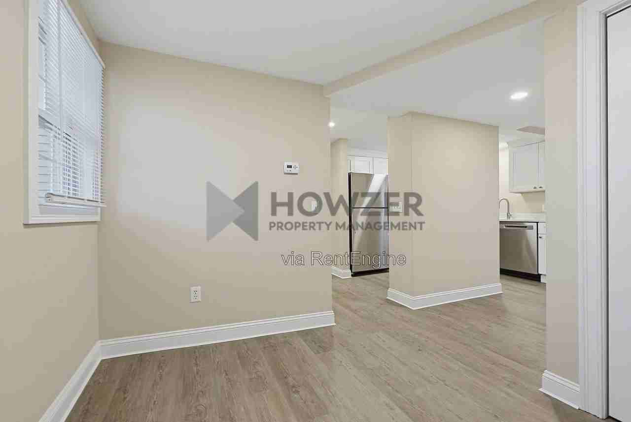 687 Washington St #3 - Photo 6 of 27