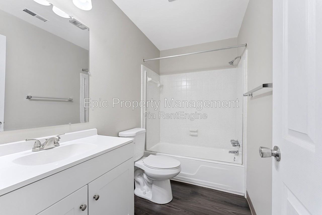 1738 Mclain Ave #2 - Photo 4 of 10