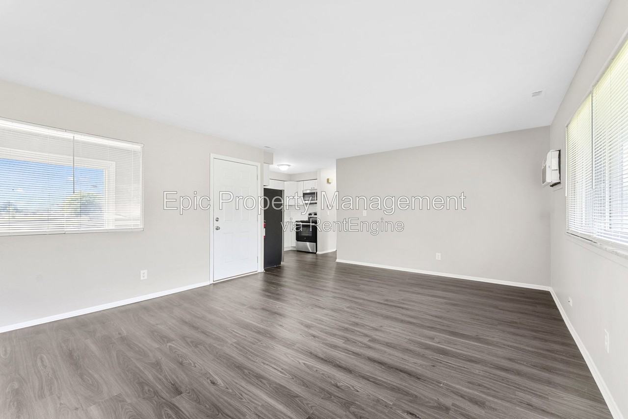 1738 Mclain Ave #2 - Photo 6 of 10