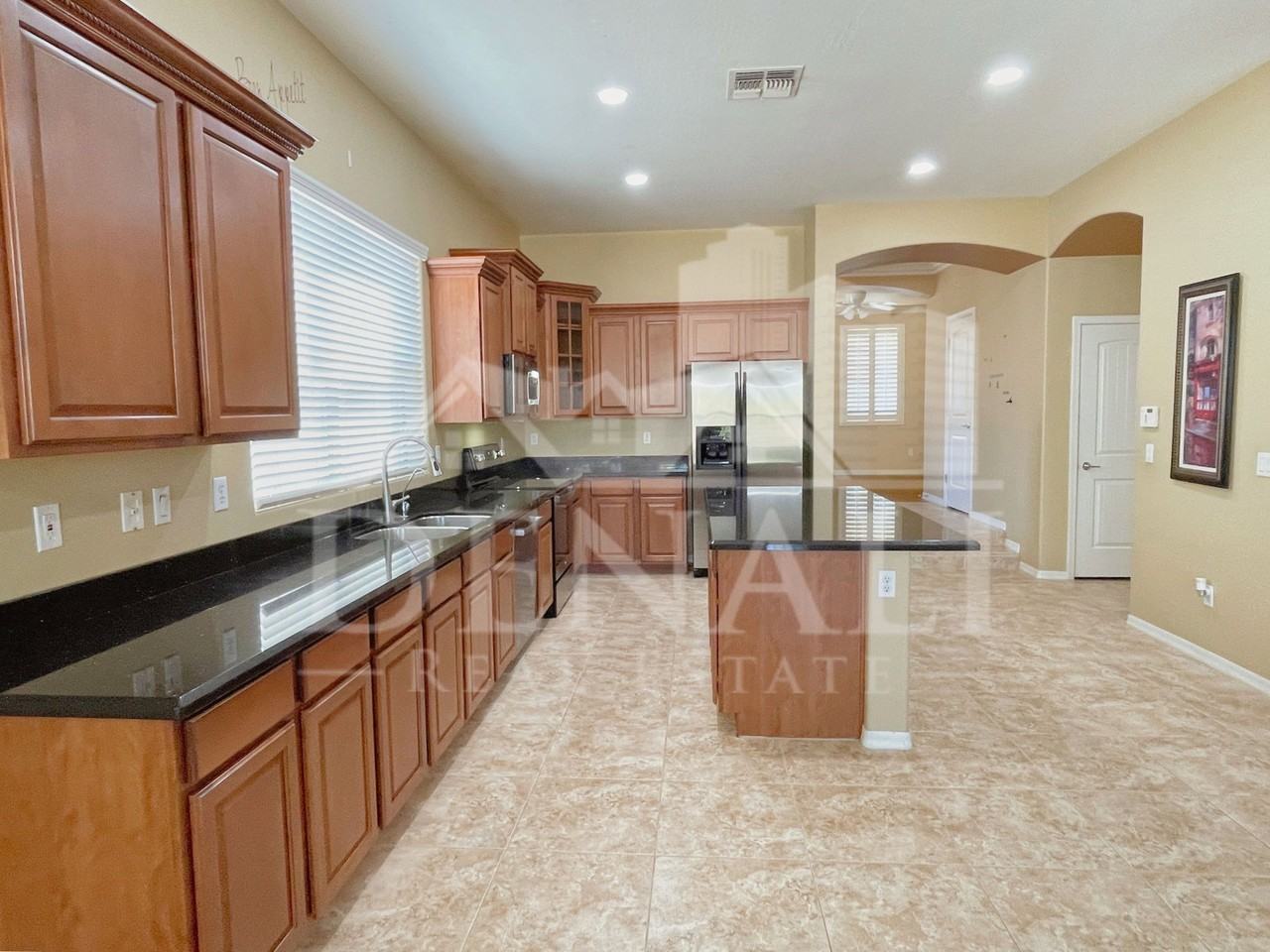 1498 W Homestead Ct - Photo 7 of 33