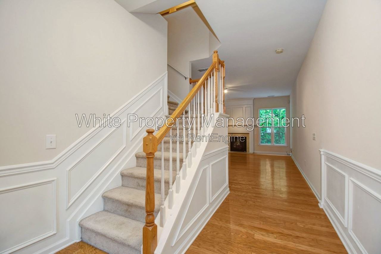 10146 Blakeney Preserve Dr - Photo 2 of 22